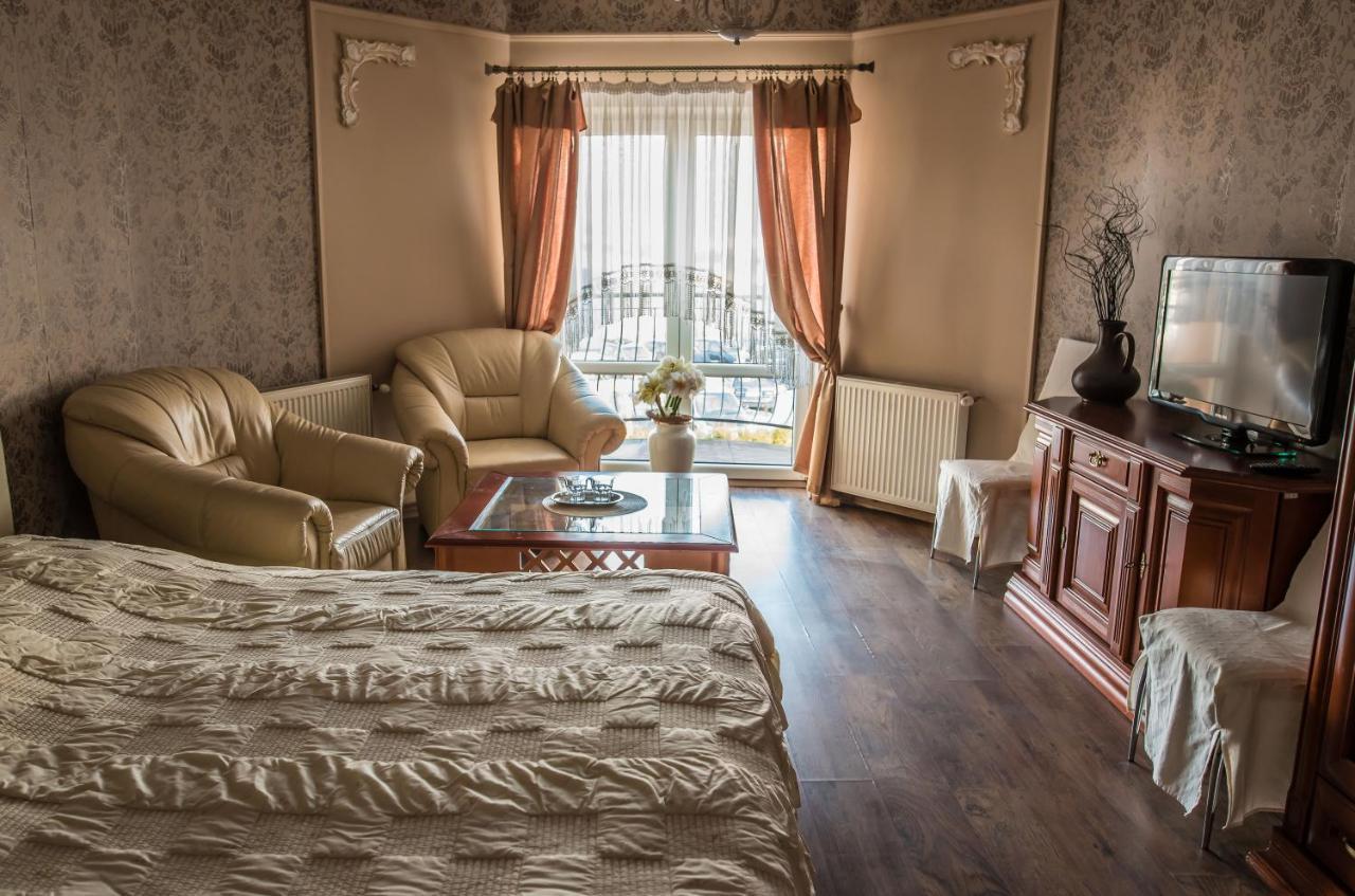 Pod Swierkami Elizowka Habitación foto